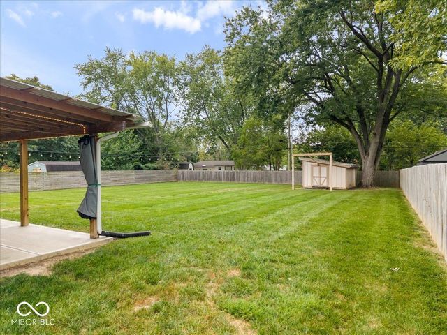 8016 Chiltern Drive, Indianapolis, IN 46268