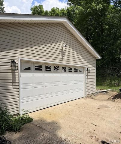 9934 Thurman Oaks Road, Valles Mines, MO 63087