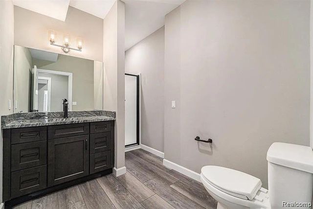 1251 E Woodward Heights Boulevard 17, Hazel Park, MI 48030