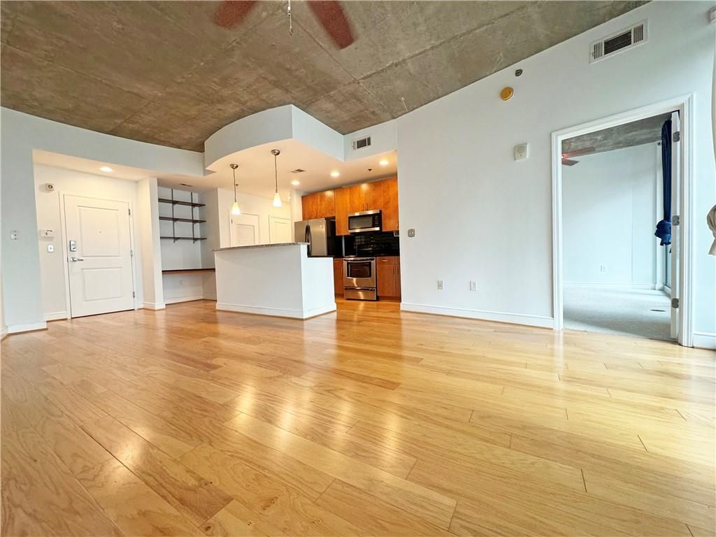 44 Peachtree Place NW #730, Atlanta, GA 30309