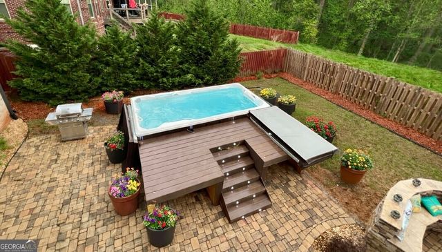 5068 Bentwater Lane SW, Lilburn, GA 30047