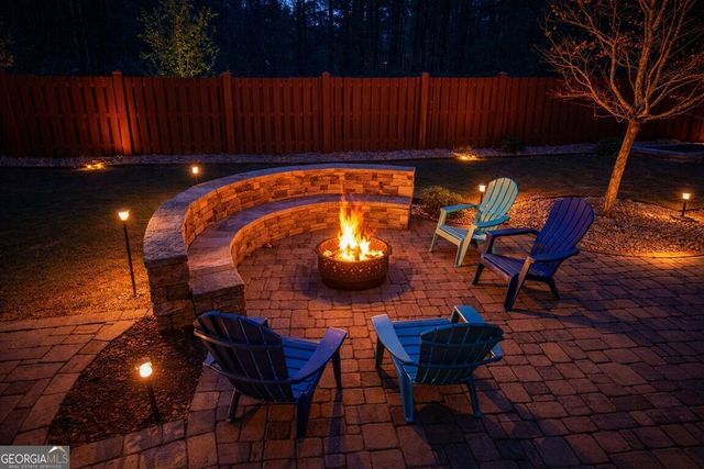 5068 Bentwater Lane SW, Lilburn, GA 30047