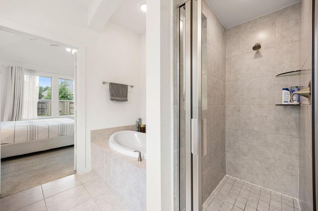 16823 Hammon Woods Drive, Humble, TX 77346