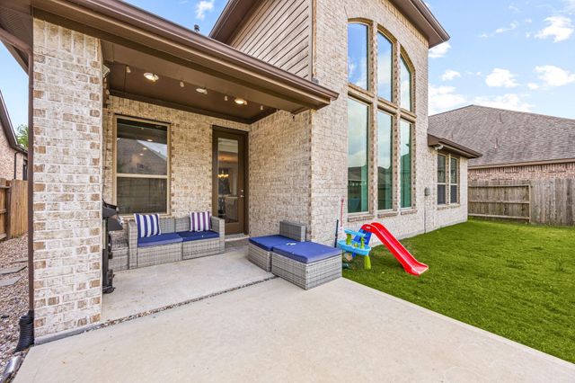 16823 Hammon Woods Drive, Humble, TX 77346