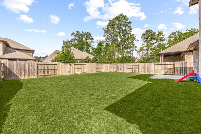 16823 Hammon Woods Drive, Humble, TX 77346