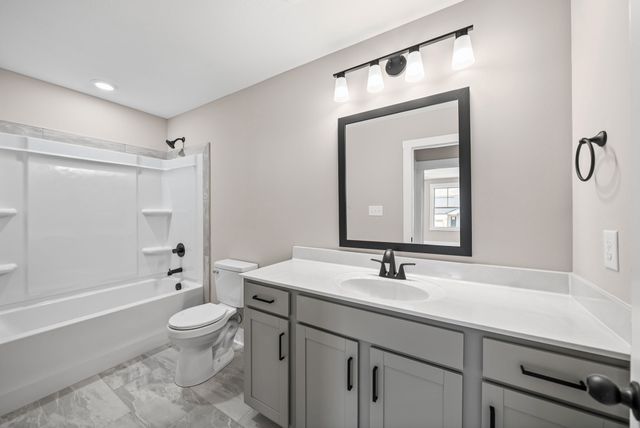 22 Echo Ridge, Oak Grove, KY 42262