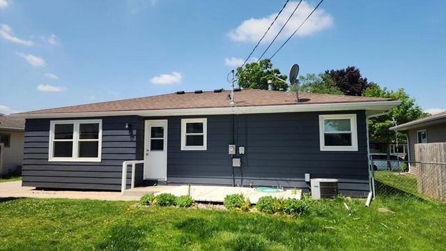 3409 S 10th PLACE, Sheboygan, WI 53081