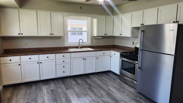 3409 S 10th PLACE, Sheboygan, WI 53081