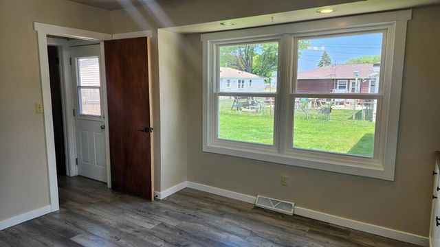 3409 S 10th PLACE, Sheboygan, WI 53081