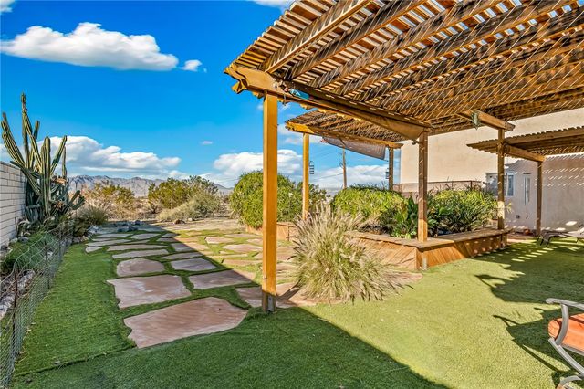 5013 S Emerald River Drive, Fort Mohave, AZ 86426