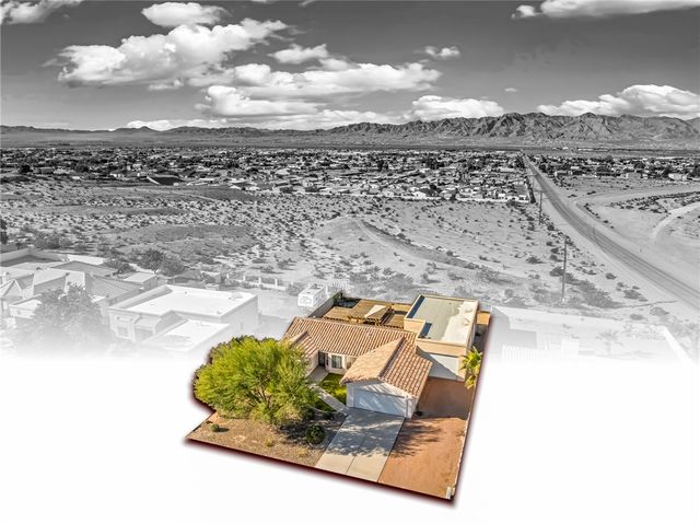 5013 S Emerald River Drive, Fort Mohave, AZ 86426