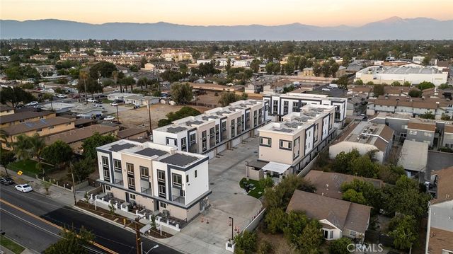 9613 Juniper Avenue 2, Fontana, CA 92335