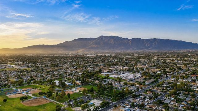 9613 Juniper Avenue 2, Fontana, CA 92335