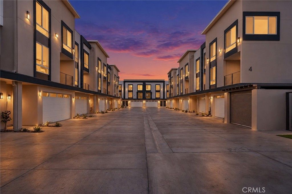 9613 Juniper Avenue 2, Fontana, CA 92335