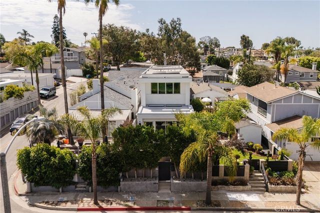 664 Rosecrans Avenue, Manhattan Beach, CA 90266