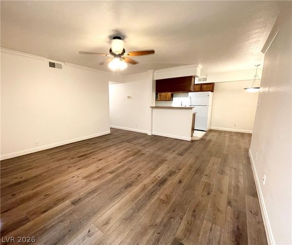 3135 South Mojave Road 221, Las Vegas, NV 89121