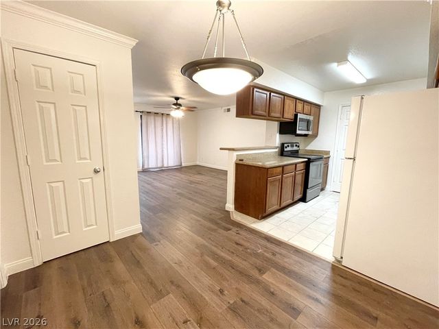 3135 South Mojave Road 221, Las Vegas, NV 89121