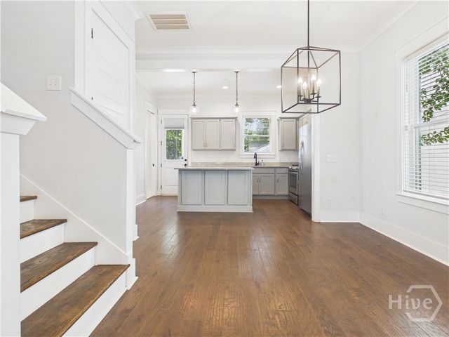 540 E 32nd Street, Savannah, GA 31401