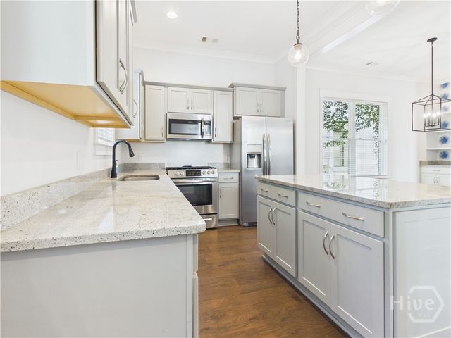 540 E 32nd Street, Savannah, GA 31401