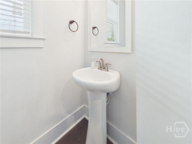 540 E 32nd Street, Savannah, GA 31401