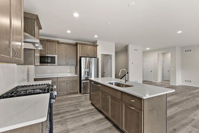 211 Michelle Lane, Cottage Grove, WI 53527