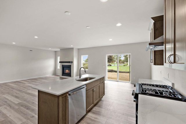 211 Michelle Lane, Cottage Grove, WI 53527