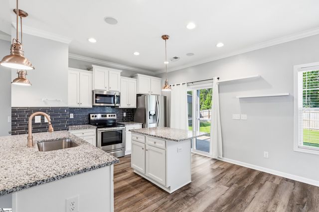 300 Icebow Road, Fountain Inn, SC 29644