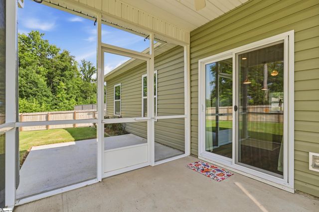300 Icebow Road, Fountain Inn, SC 29644