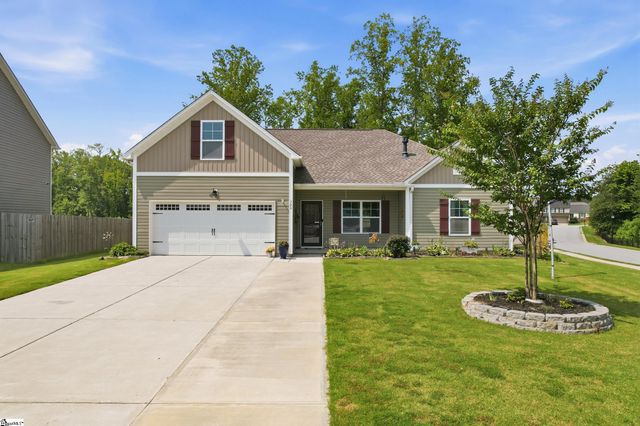 300 Icebow Road, Fountain Inn, SC 29644