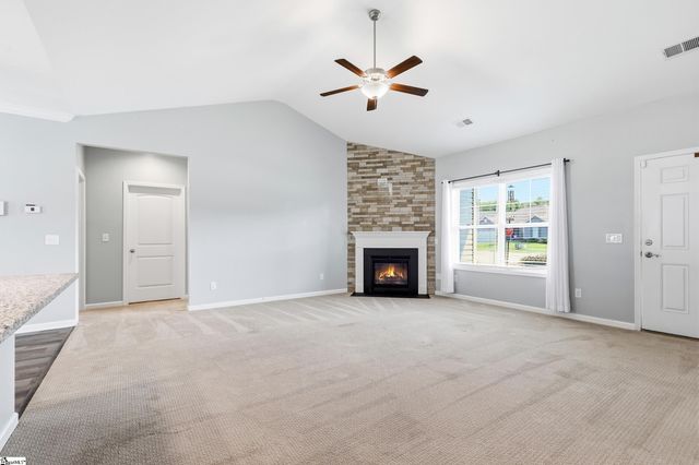 300 Icebow Road, Fountain Inn, SC 29644