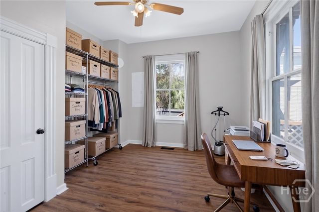 22 E 37th Street, Savannah, GA 31401