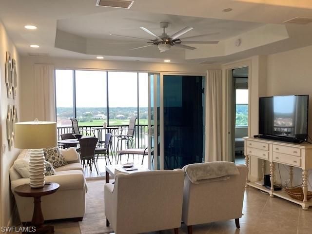 580 El Camino Real 3805, Naples, FL 34119