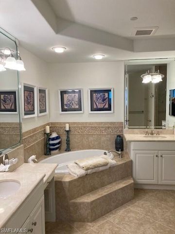 580 El Camino Real 3805, Naples, FL 34119