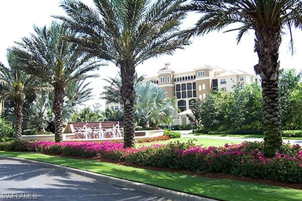 580 El Camino Real 3805, Naples, FL 34119