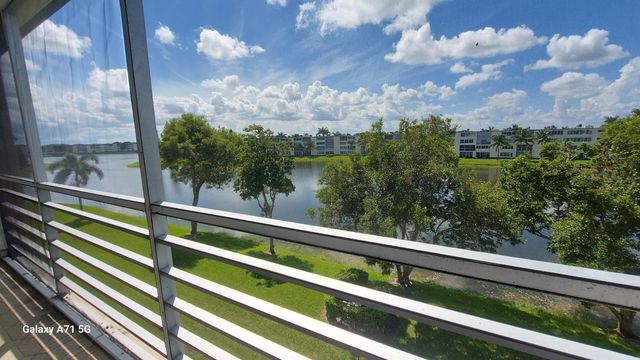 4014 Wolverton A, Boca Raton, FL 33434