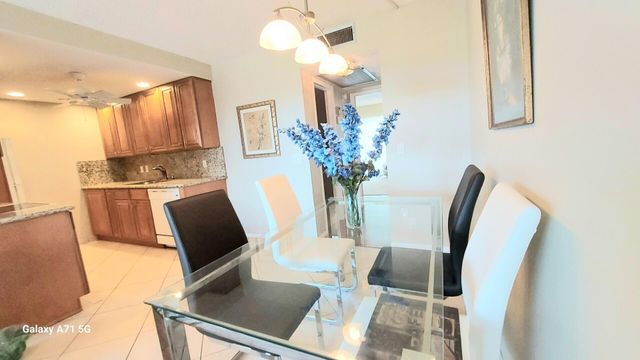 4014 Wolverton A, Boca Raton, FL 33434