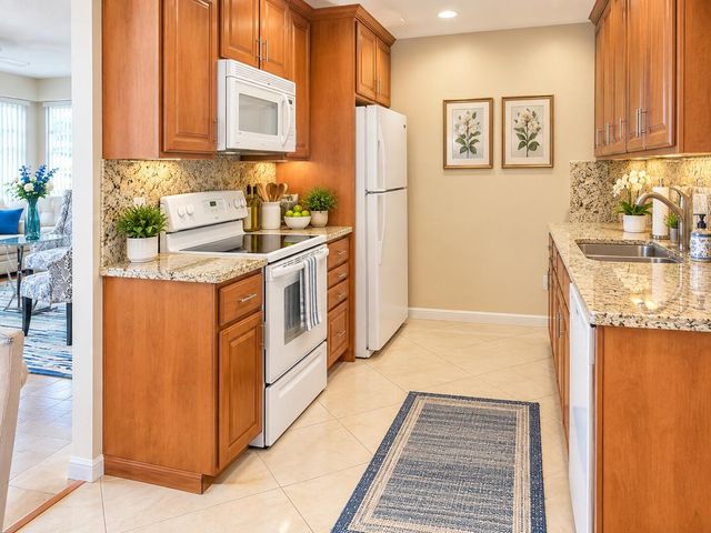 4014 Wolverton A, Boca Raton, FL 33434