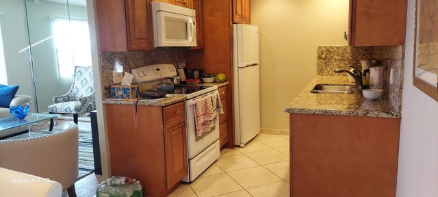 4014 Wolverton A, Boca Raton, FL 33434