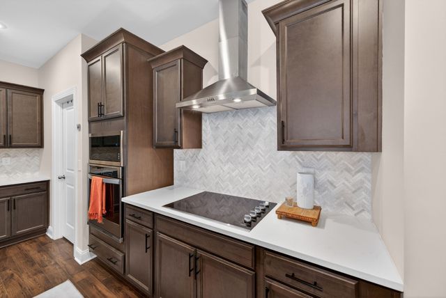 2014 Crossings Creek Pl, Antioch, TN 37013