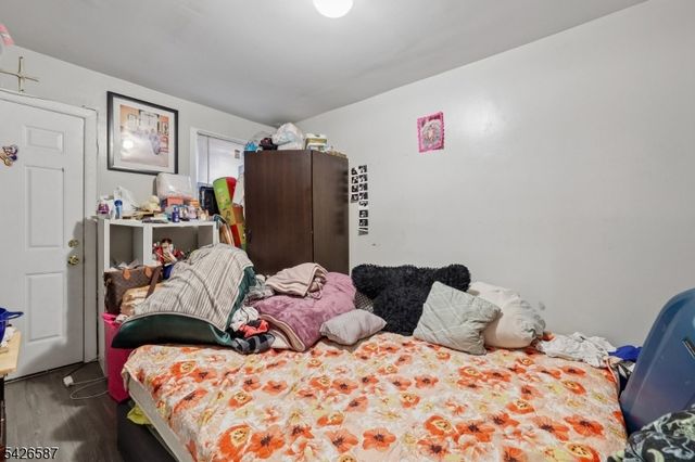 219 Seaman St, New Brunswick City, NJ 08901