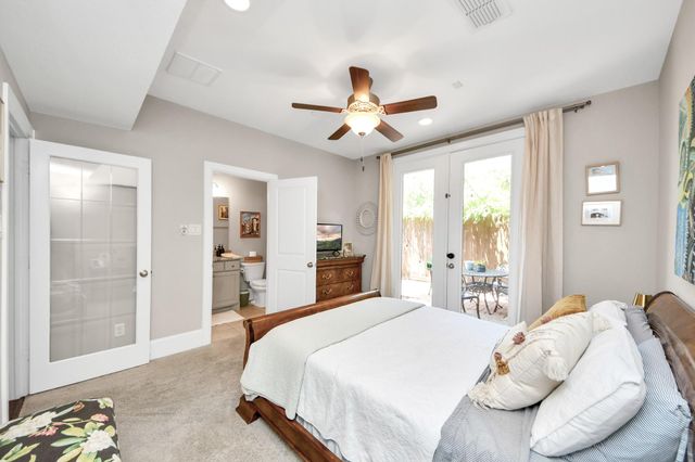 923 Byrne Street, Houston, TX 77009