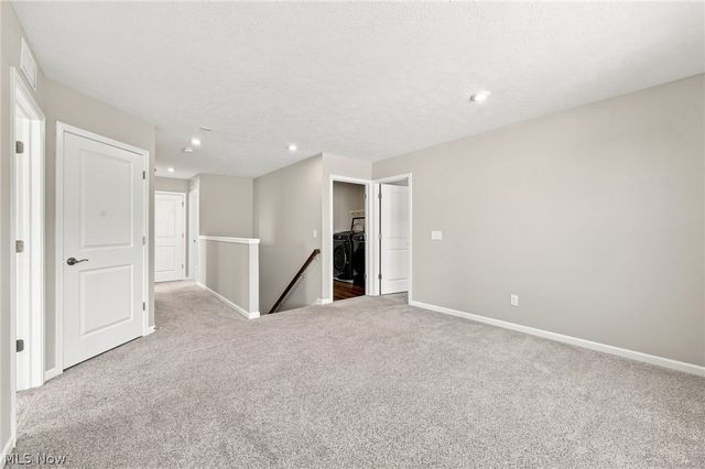 6528 Daisy Lane, Olmsted Twp, OH 44138