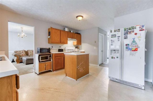 679 Michael Circle, Monroe, GA 30655