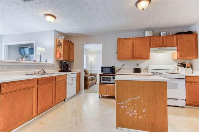 679 Michael Circle, Monroe, GA 30655