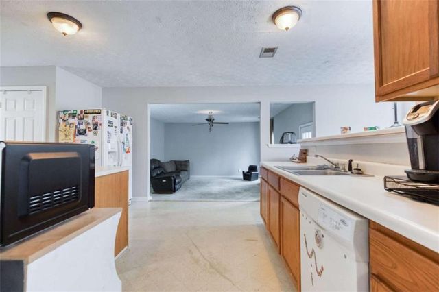 679 Michael Circle, Monroe, GA 30655