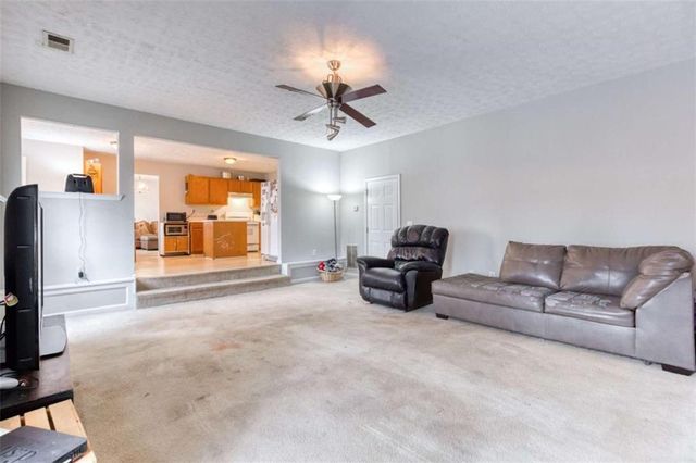 679 Michael Circle, Monroe, GA 30655