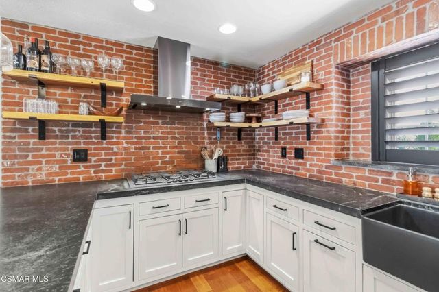 1003 Mesa Drive, Camarillo, CA 93010