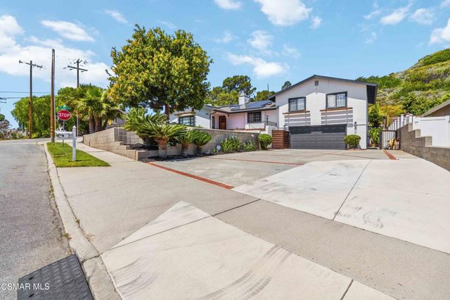 1003 Mesa Drive, Camarillo, CA 93010