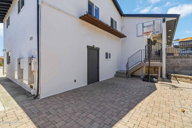 1003 Mesa Drive, Camarillo, CA 93010