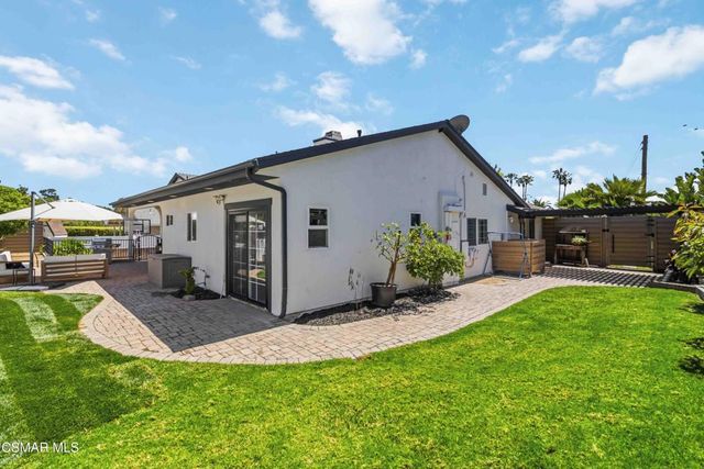 1003 Mesa Drive, Camarillo, CA 93010